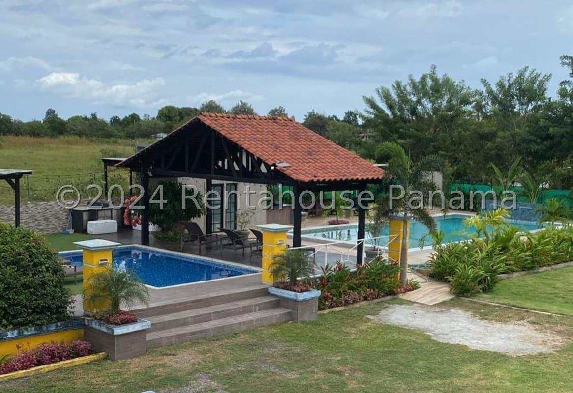 Hotel for Sale in Cocle Cocle